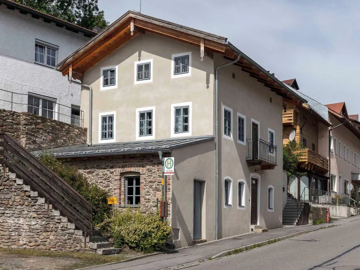 Schlosserhaus Lam 0*,  Deutschland
